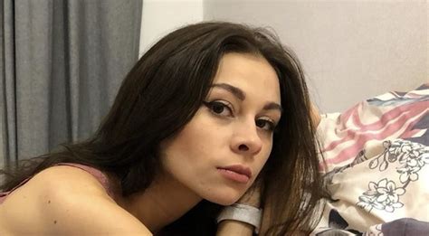 Lolilips Porn Videos .